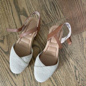 Women's Tan and Cream Sandals